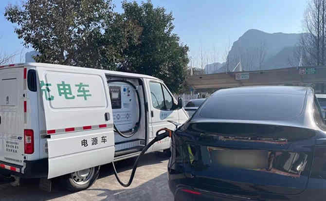 诸城汽车搭电
